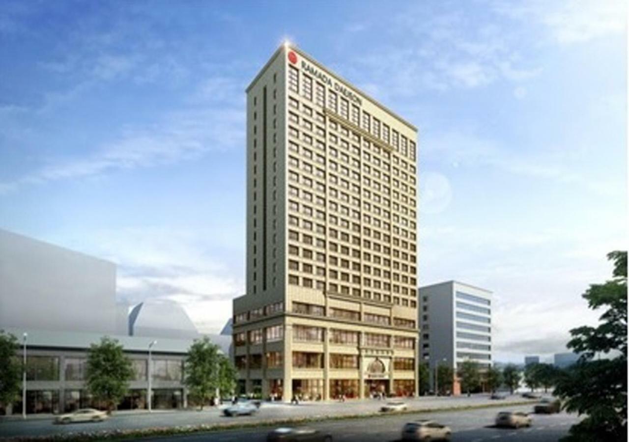 Hotel Ramada By Wyndham Daejeon Esterno foto