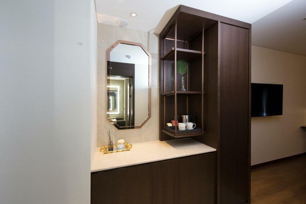 Hotel Ramada By Wyndham Daejeon Esterno foto